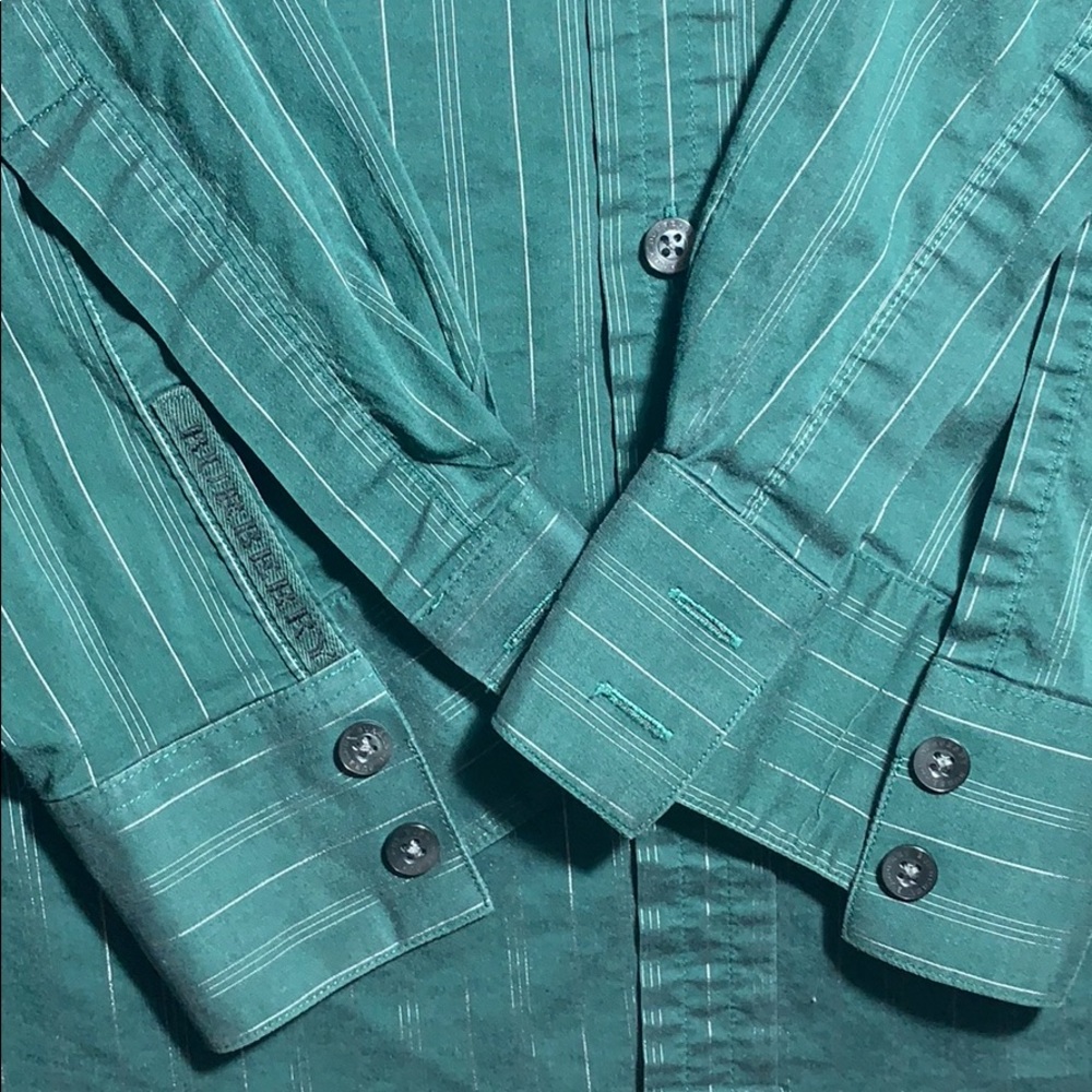 Burberry green lightweight collar - Picture 7 of 8